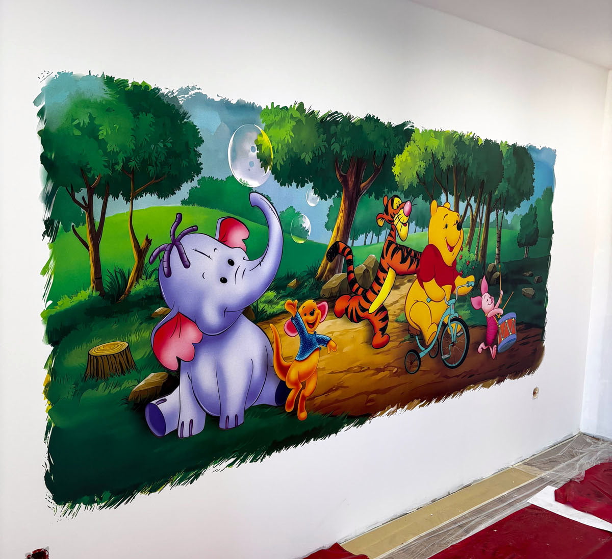 Druk ścienny z postaciami z bajek w pokoju dziecka, Rybnik, Śląsk